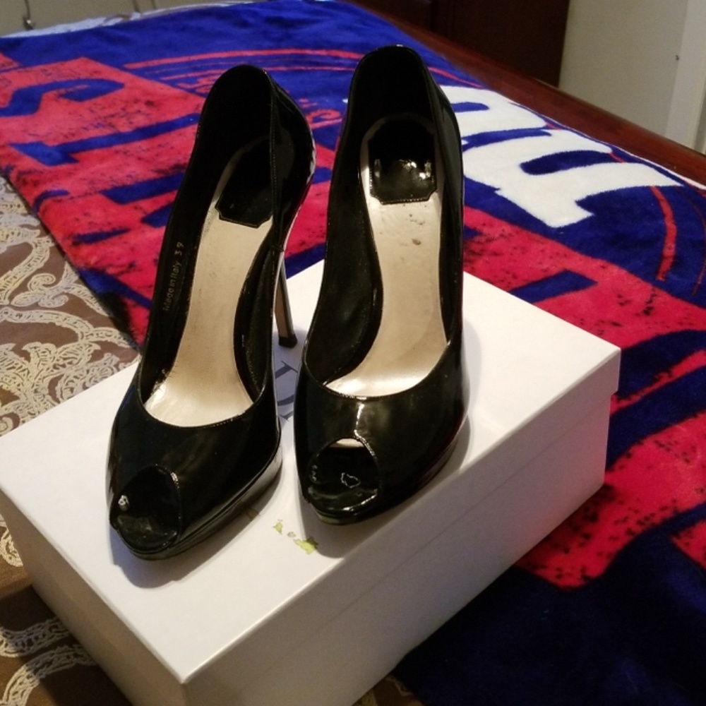 Christian Dior Peep Toe Pumps
